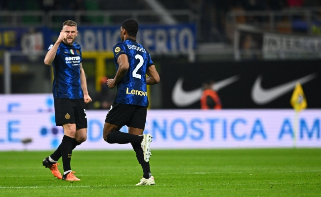 前锋而言 前锋而言